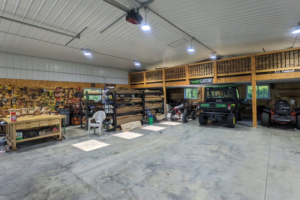 Shop Mezzanine image